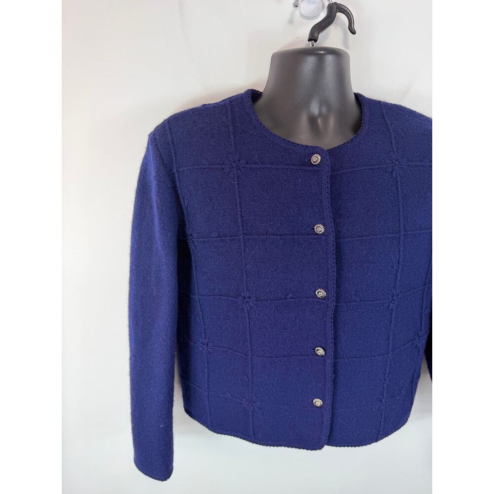 Vintage Deans of Scotland 100% Wool Knit Cardigan Navy Blue Floral Size Small - Picture 8 of 10